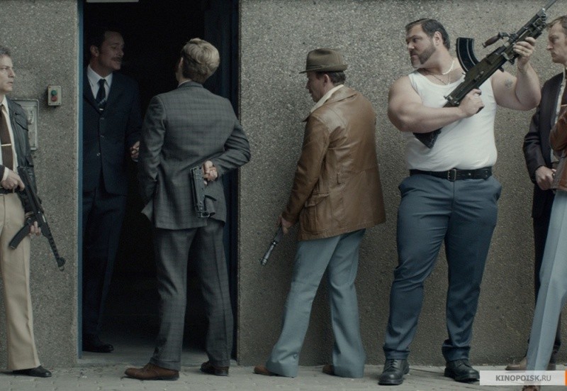 Лунная афера (2015)