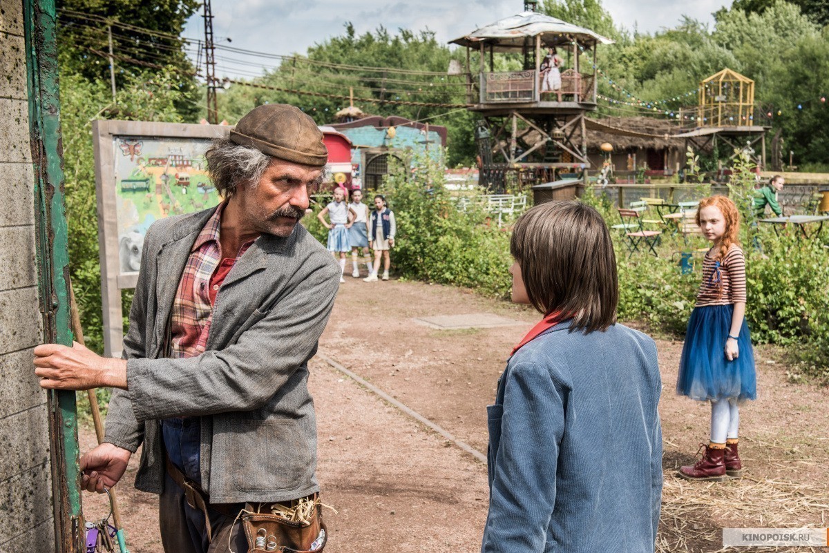 Маленькая Мисс Дулиттл (2018)