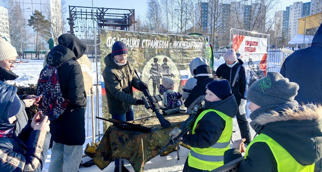 В Нижневартовске у Комсомольского озера прошел «День мужества» (ВИДЕО)