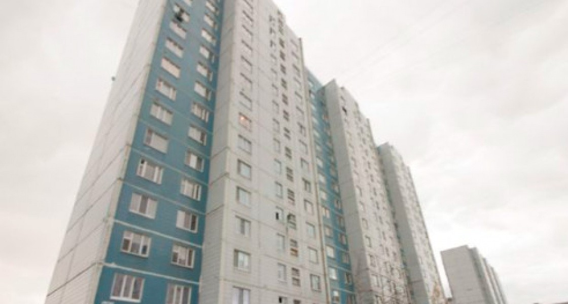 Жители Нижневартовска в ужасе от соседей-южан, которые систематически избивают женщину