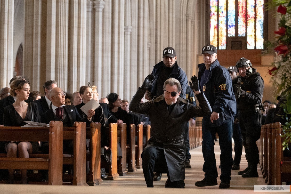 Курьер (2019)