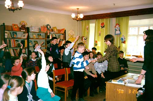 Семейная игра-викторина «Книготур» Семейная игра-викторина «Книготур»