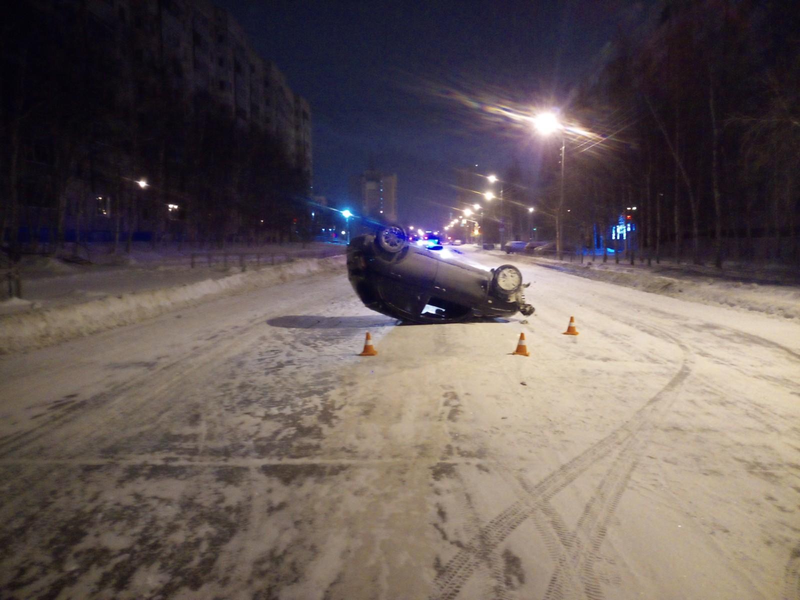В Нижневартовске произошло ДТП с перевертышем