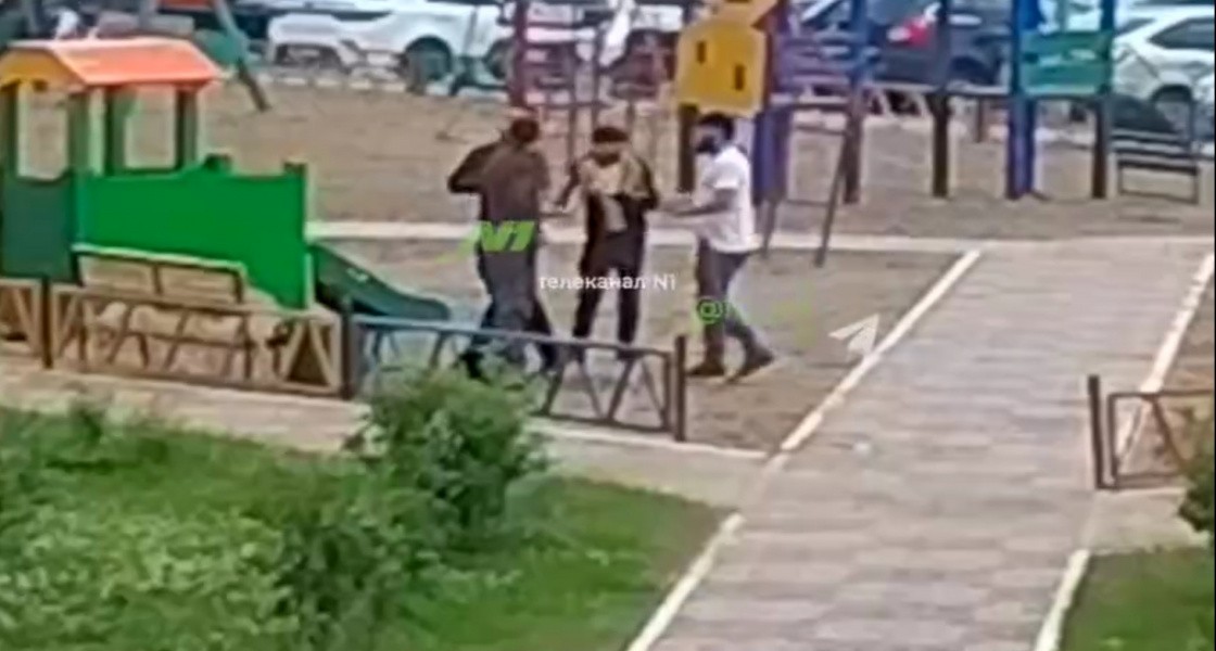 В Нижневартовске произошла перестрелка во дворе жилого дома