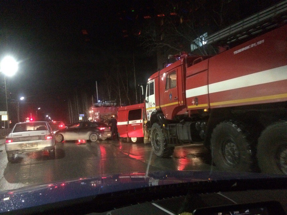 В Югре пожарные спасли безногого мужчину от гибели