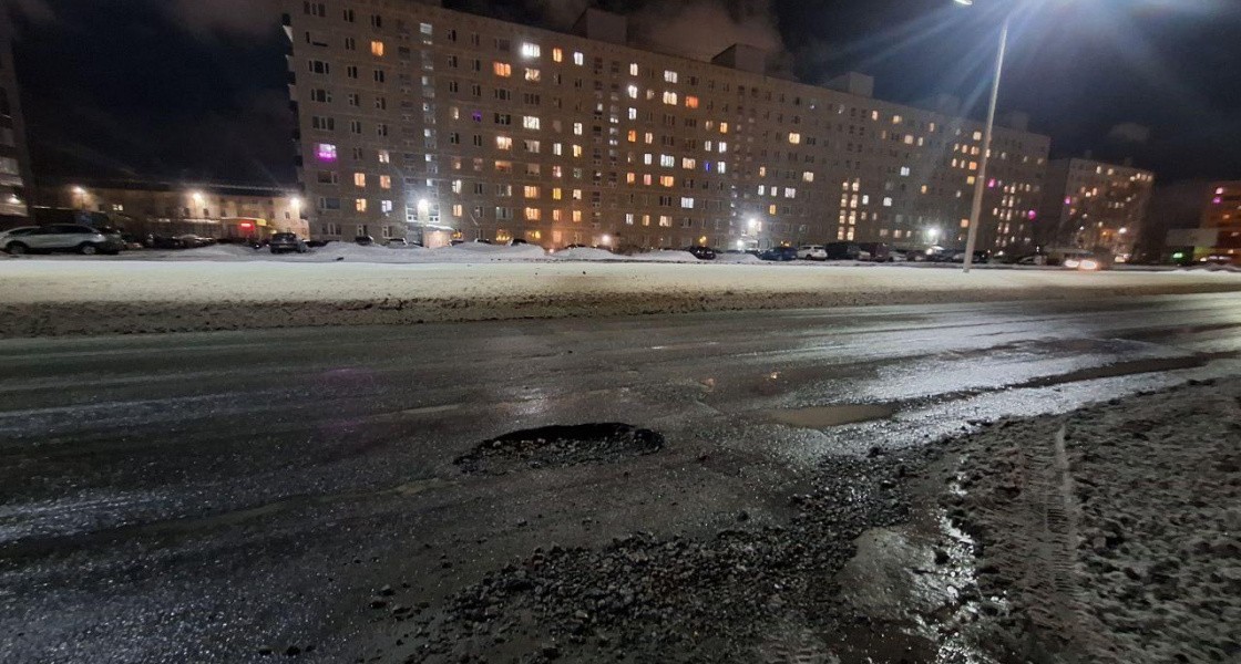 Стало известно, когда начнут ремонтировать весенние выбоины на дорогах Нижневартовска
