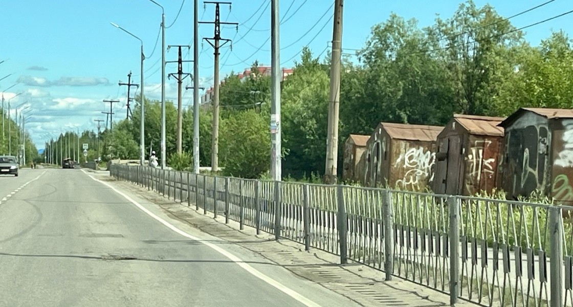 Жителей Нижневартовска возмутило ограждение, установленное депутатами