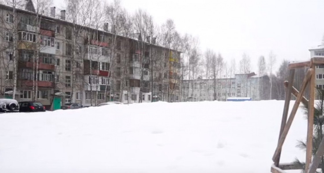 Сорвавший сроки подрядчик оставил жителей Нижневартовска без детских развлечений