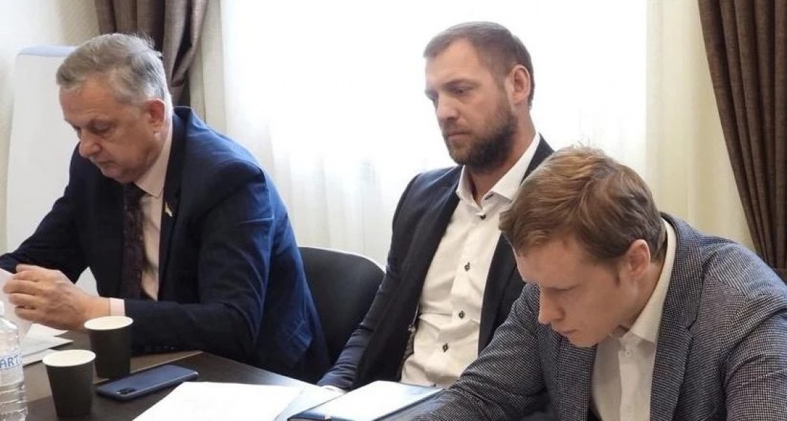 Думу Нижневартовска покинул оппозиционный депутат