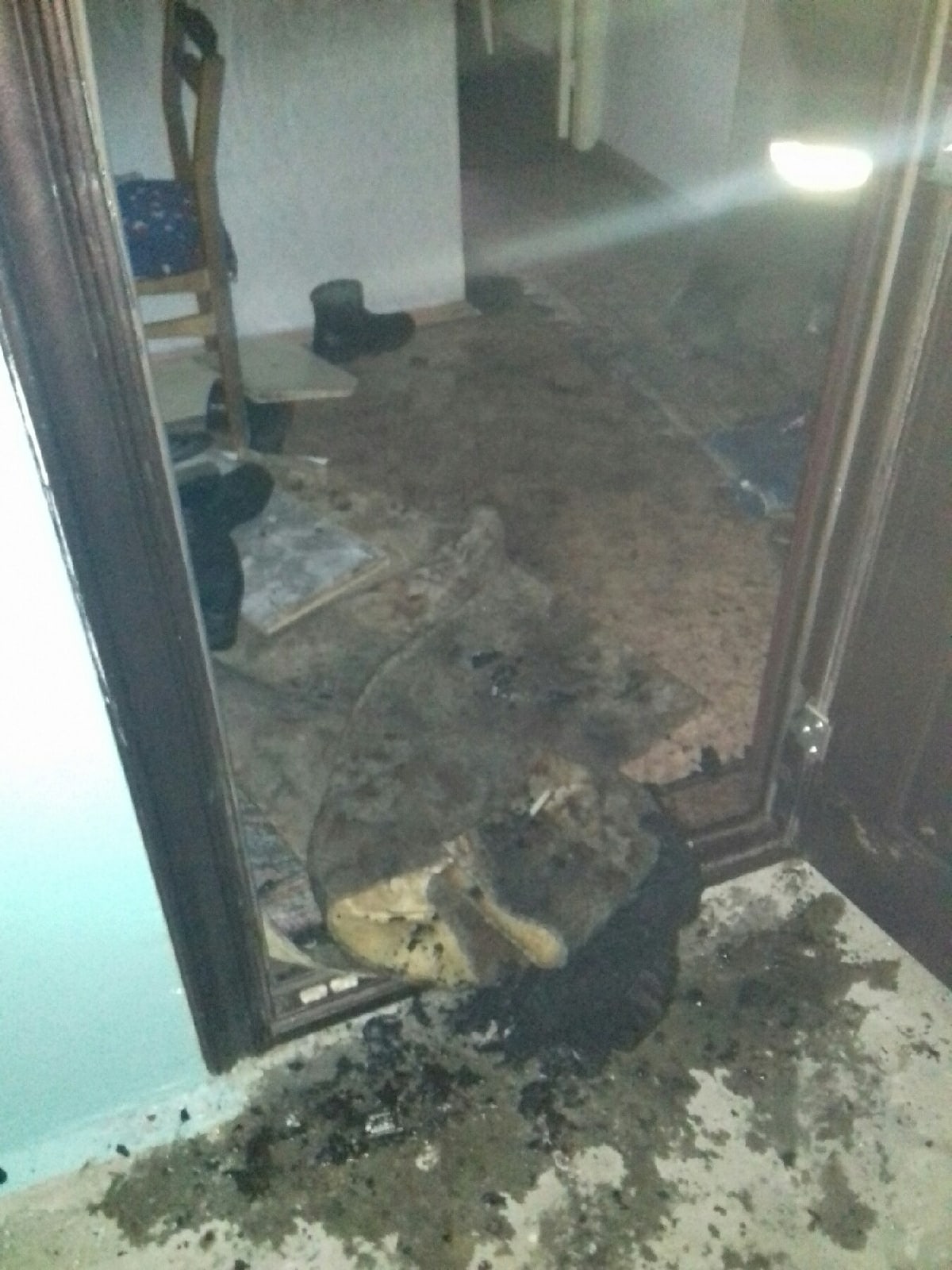В Нижневартовске мужчина скончался после пожара в квартире