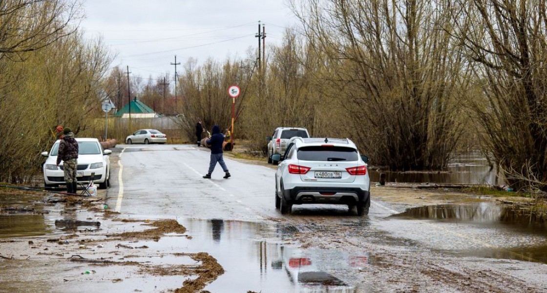 Река в Нижневартовске продолжает подниматься