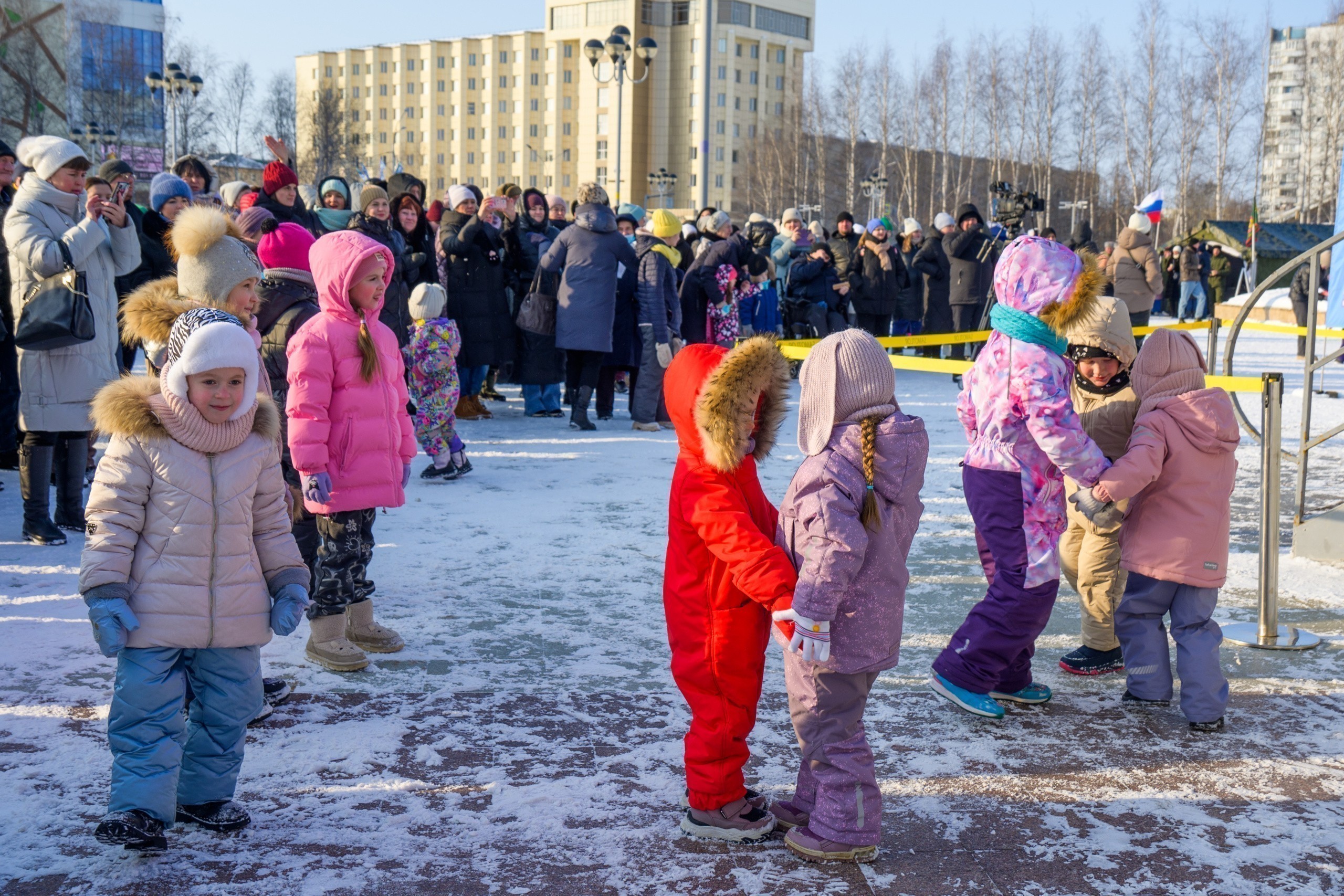 Нижневартовску исполнилось 53 года (ФОТОРЕПОРТАЖ)