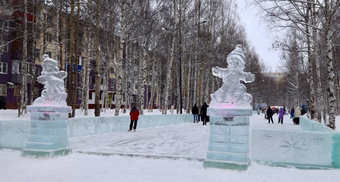 В Нижневартовске блогерша раскритиковала самый длинный каток в ХМАО