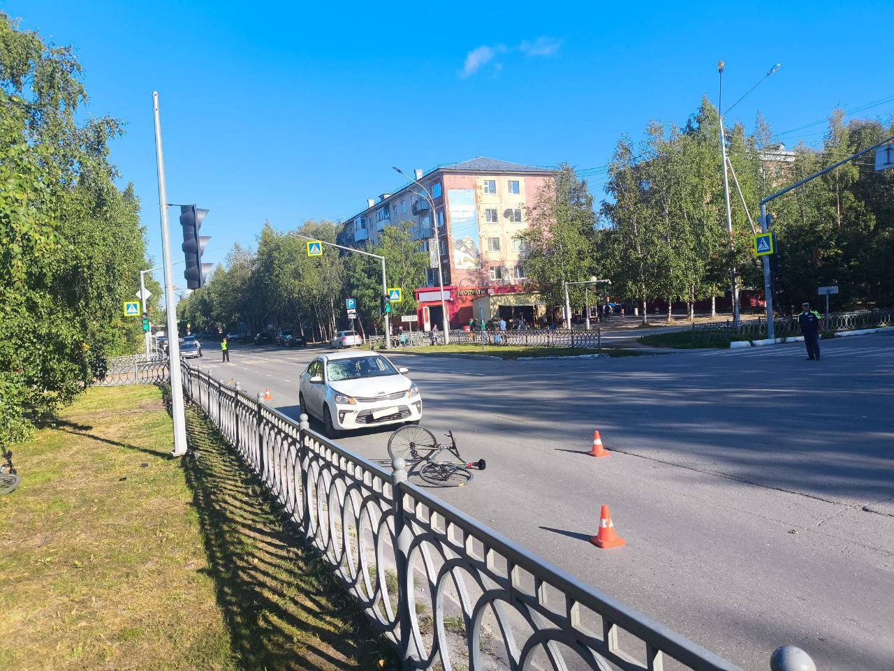 В Нижневартовске два человека попали под колеса в разных частях города по одной причине