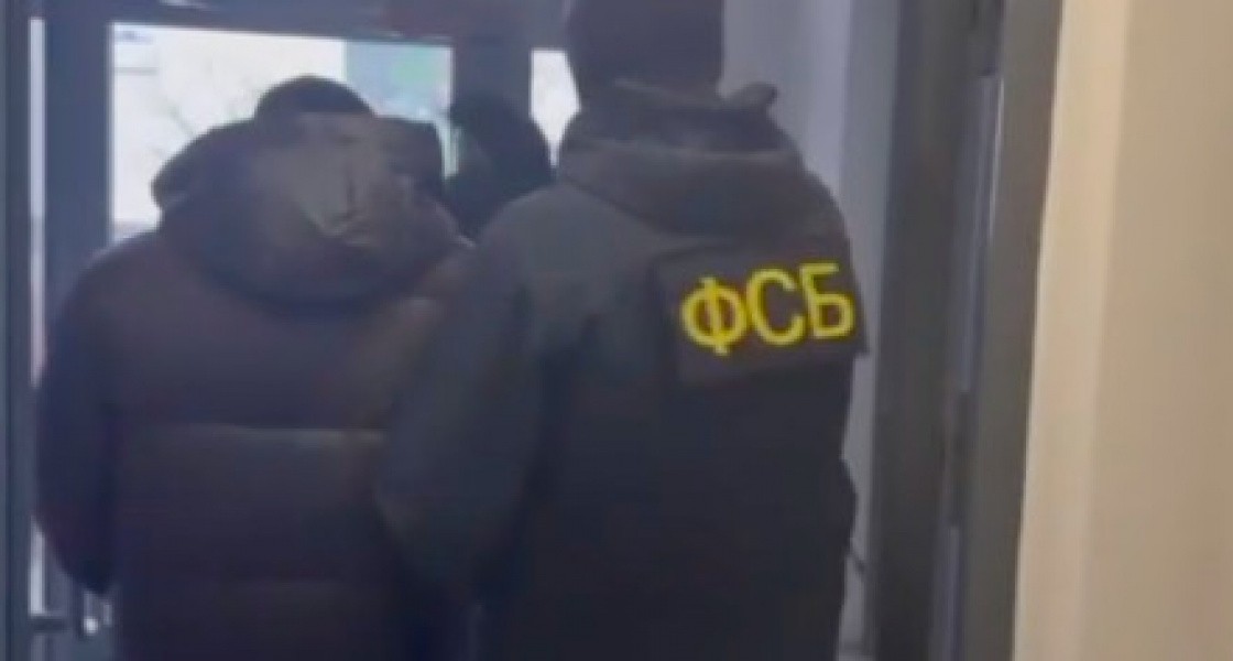 ФСБ задержала группу, которая похищала деньги у бойцов СВО в Тюмени и в ХМАО