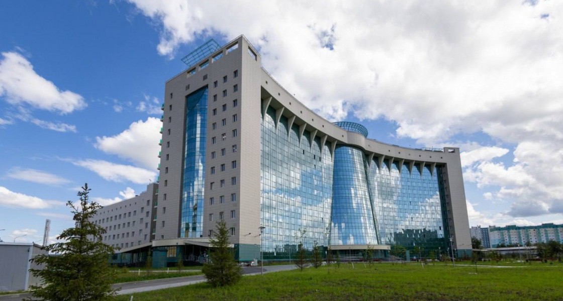 В Нижневартовске официально открылась окружная больница на 1100 коек