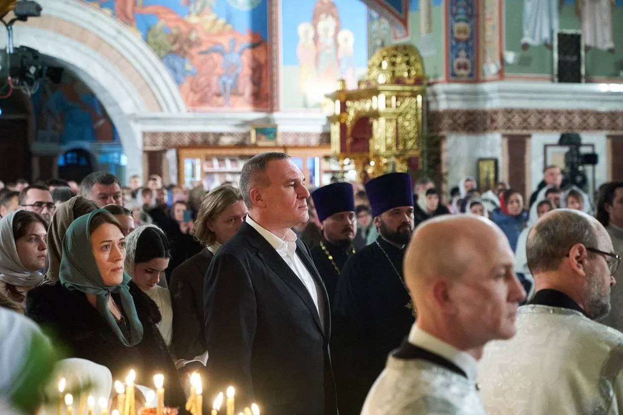 В Нижневартовске отмечают главный православный праздник Рождество Христово