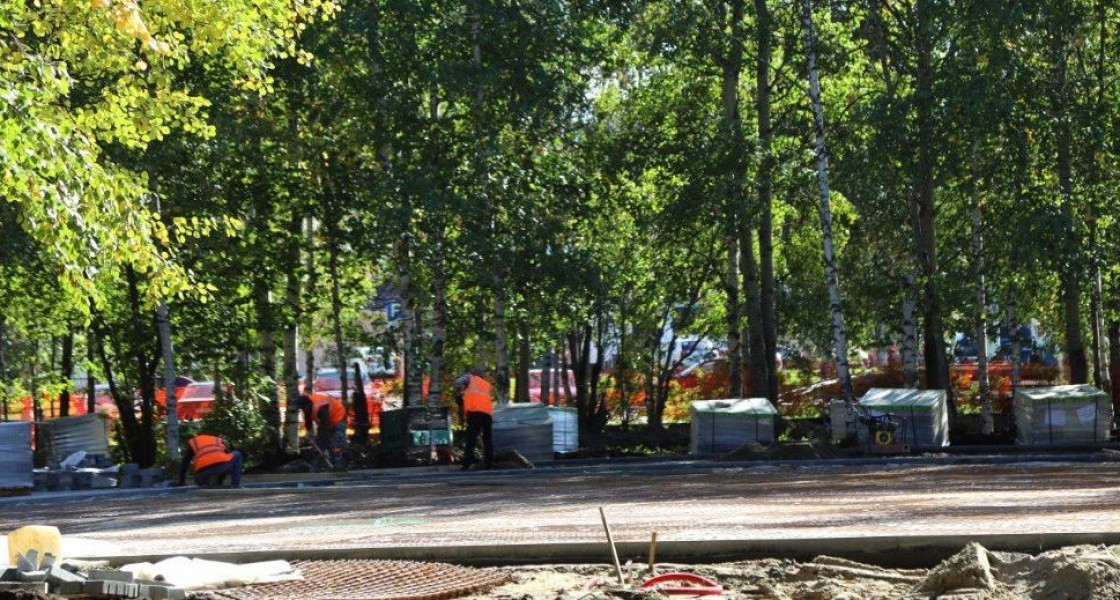 Власти Нижневартовска показали, как преображается Парк Победы. ФОТО
