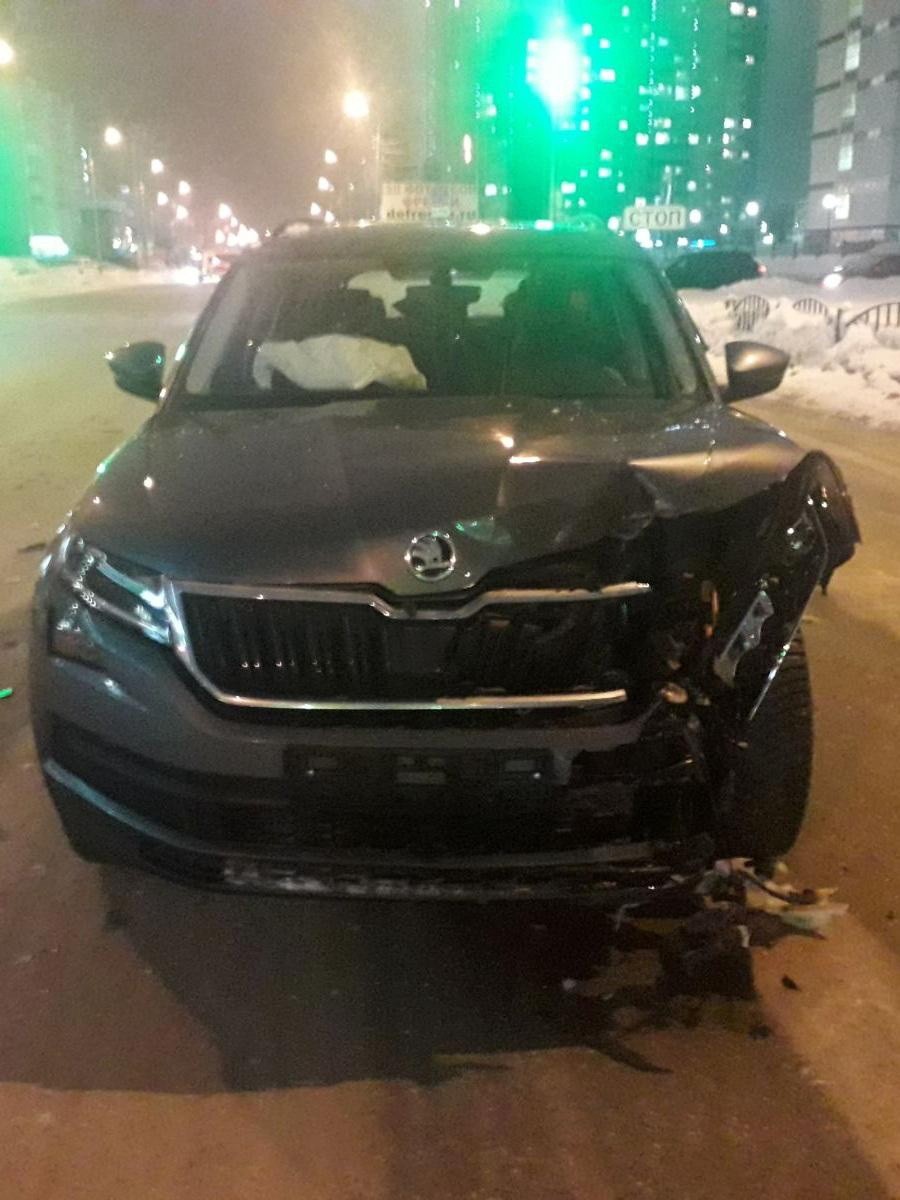 В Сургуте водитель без прав устроил ДТП. Четверо пострадали