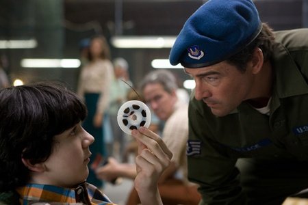Супер 8 (2011)