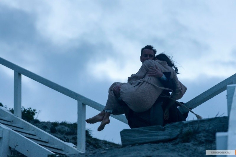 Свет в океане (2016)
