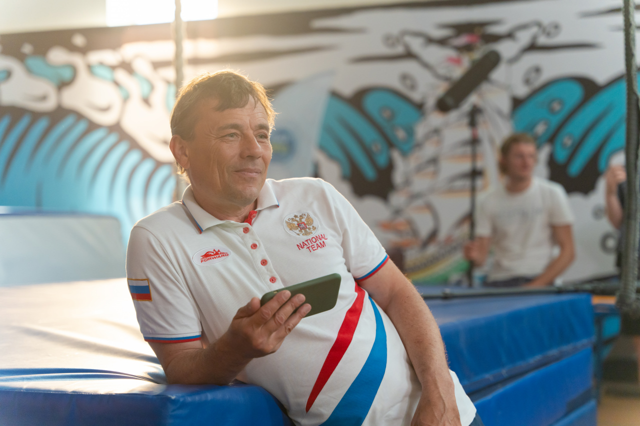 В потоке трех стихий (2024)
