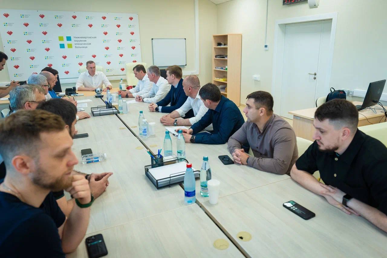 В Нижневартовске готовятся к официальному открытию новой окружной больницы