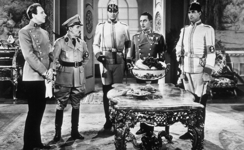 Великий диктатор (1940)