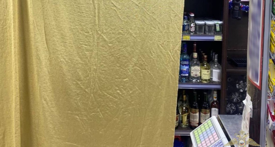 В Нижневартовске в продуктовом магазине торговали подозрительным алкоголем
