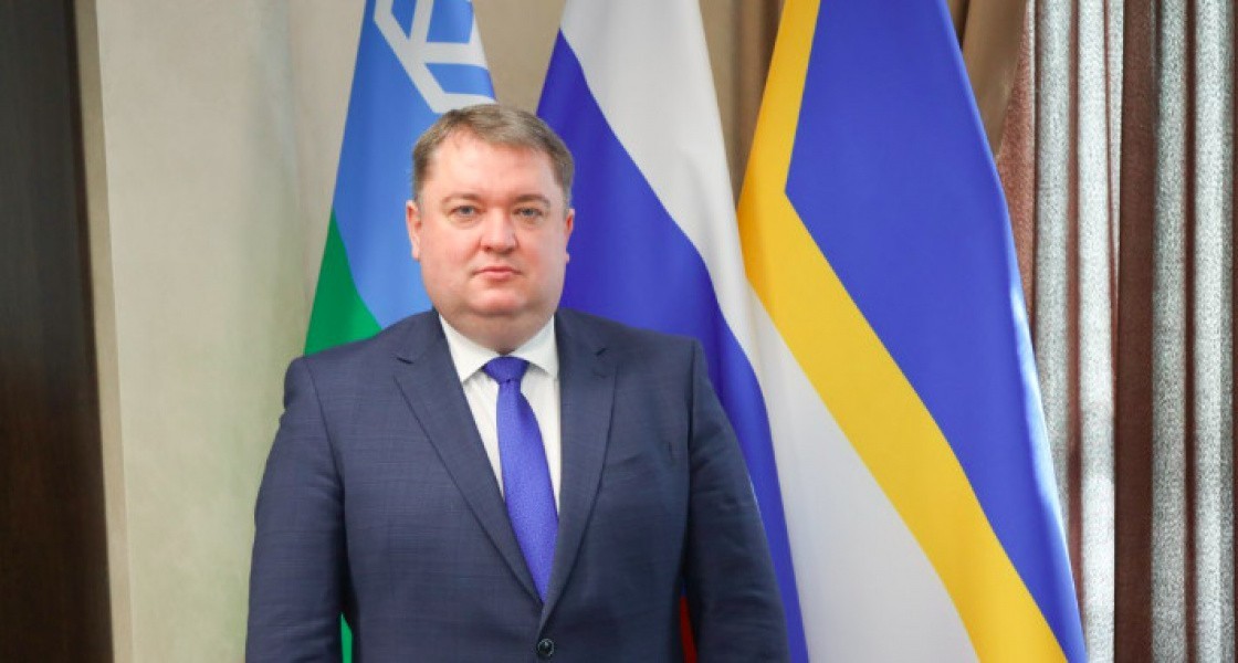 Глава Нижневартовска поздравляет вартовчанок с международным женским днем