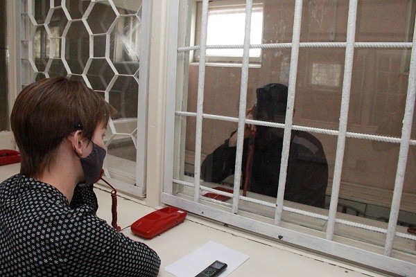 В исправительных учреждениях Югры возобновили свидания заключенных с родственниками