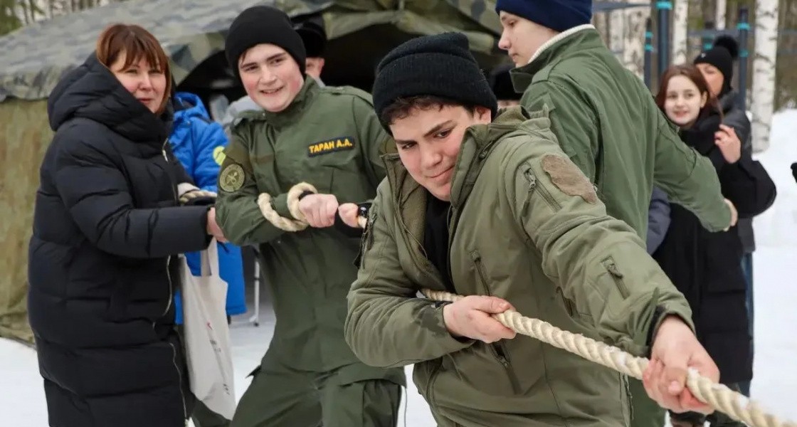 В Нижневартовске прошел военно-патриотический фестиваль «Земля родная»