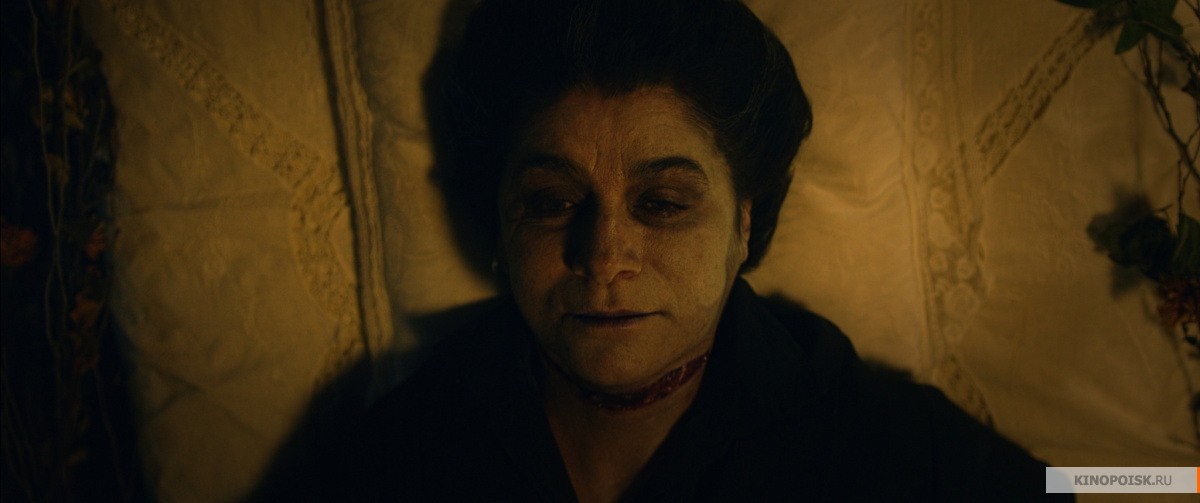 Мама: гостья из тьмы (2019)