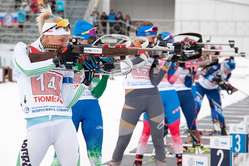 Югорские спортсмены отличились на чемпионате России по биатлону