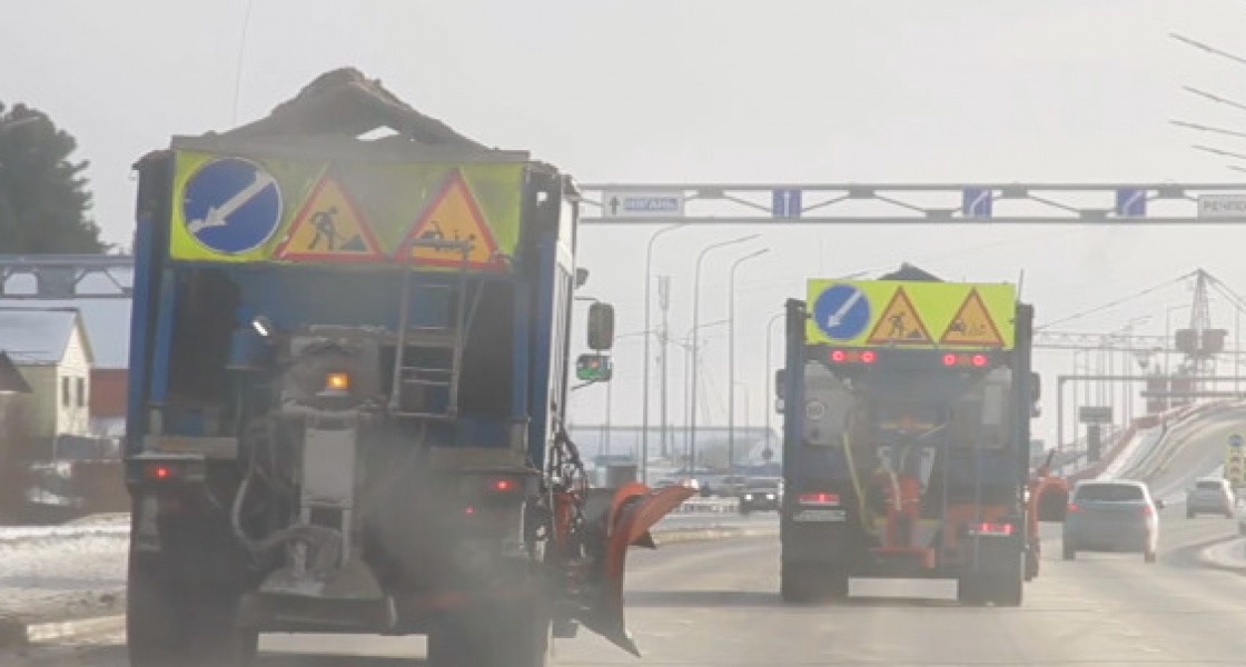 В ХМАО отказываются от песко-соляной смеси для обработки автодорог зимой