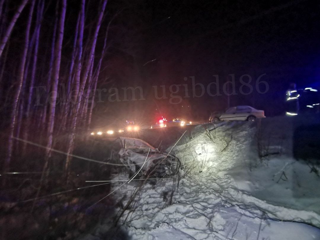 В Нижневартовском районе в страшном ДТП погибли два человека. ФОТО