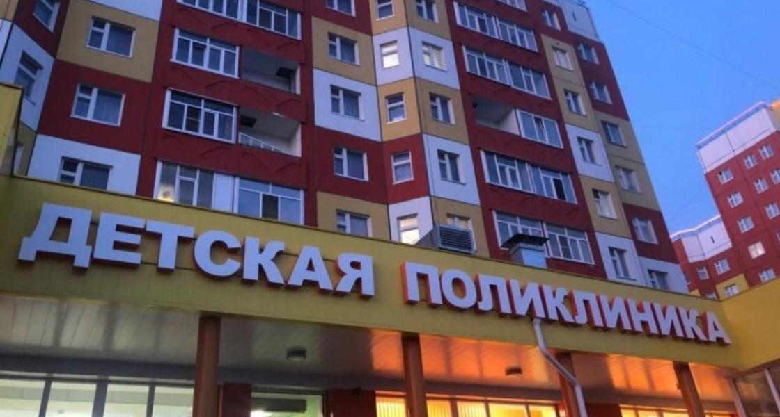 Жители Нижневартовска пожаловались на многочасовые очереди в детской поликлинике