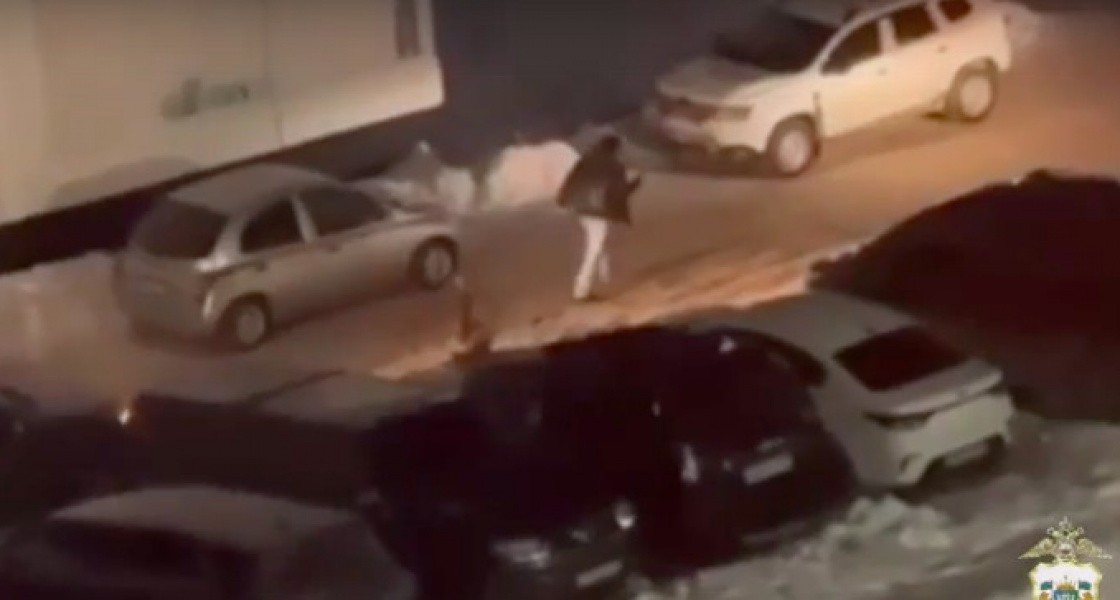 В Нижневартовске потерял память мигрант, который угрожал детям ножом во дворе элитного дома