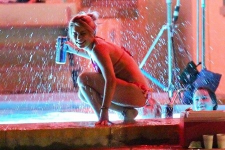 Отвязные каникулы (2012)