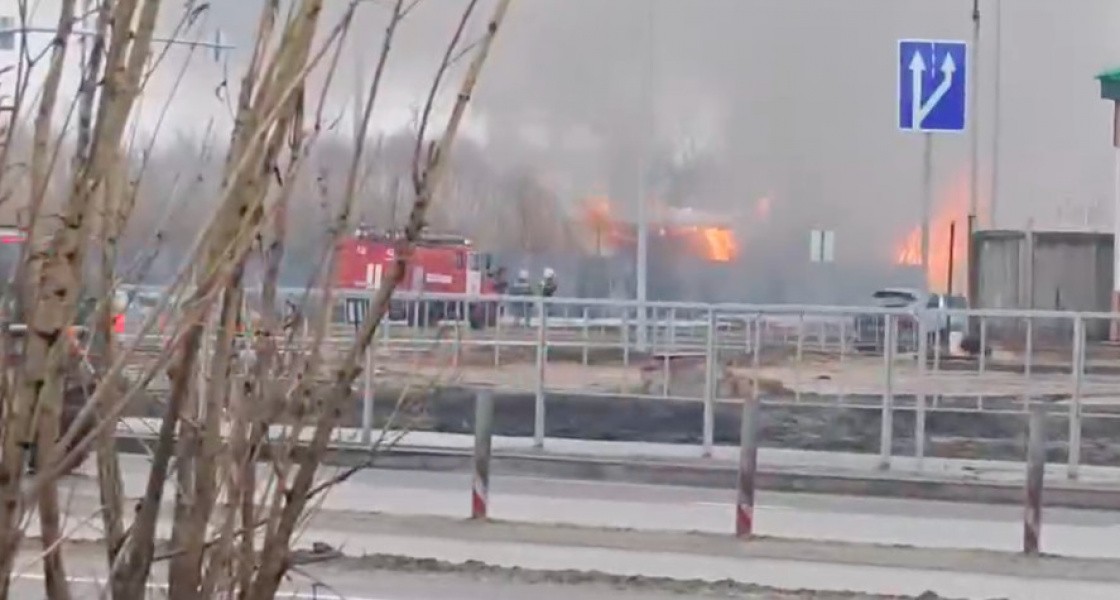 В Нижневартовске произошло два крупных пожара