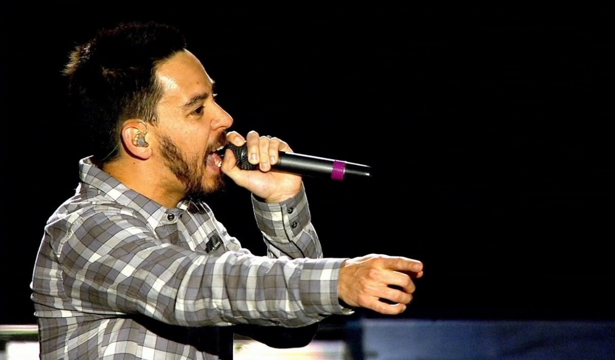 Linkin Park - Road to Revolution (2008)