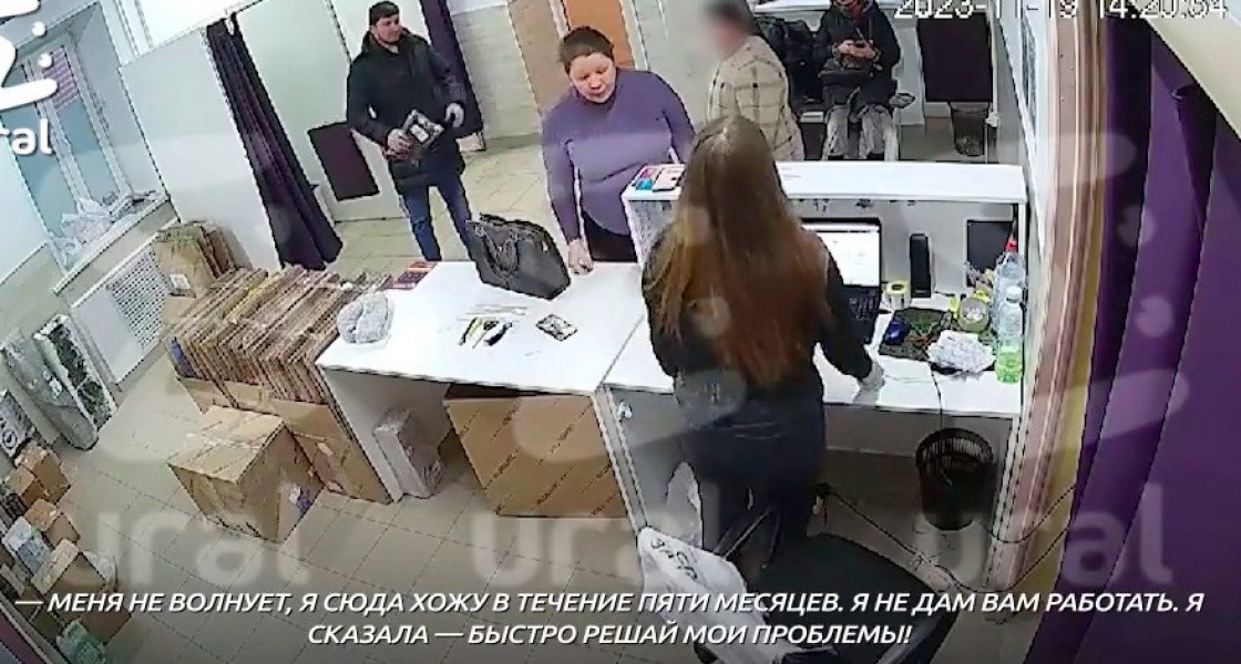 Жительница Нижневартовска разгромила Wildberries после импульсивного шоппинга. ВИДЕО