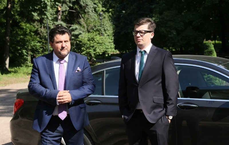 Легок на помине (2014)