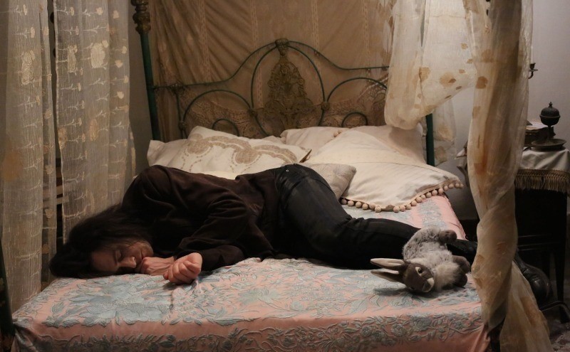 Выживут только любовники (2013)