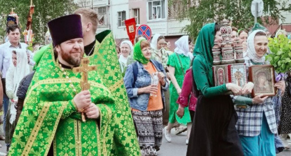 В Нижневартовске из-за перекрытия улиц в Троицу изменится маршрут городских автобусов