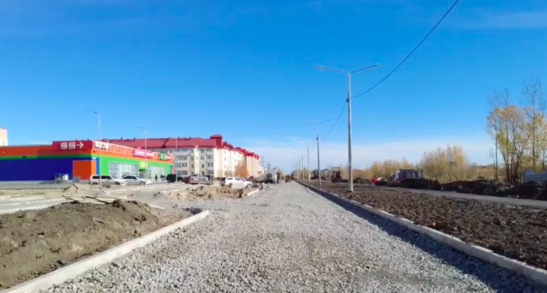 В Нижневартовске подрядчик не успел за лето построить 500 метров дороги