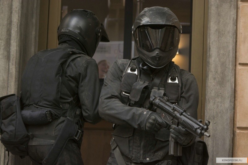 На гребне волны (2015)