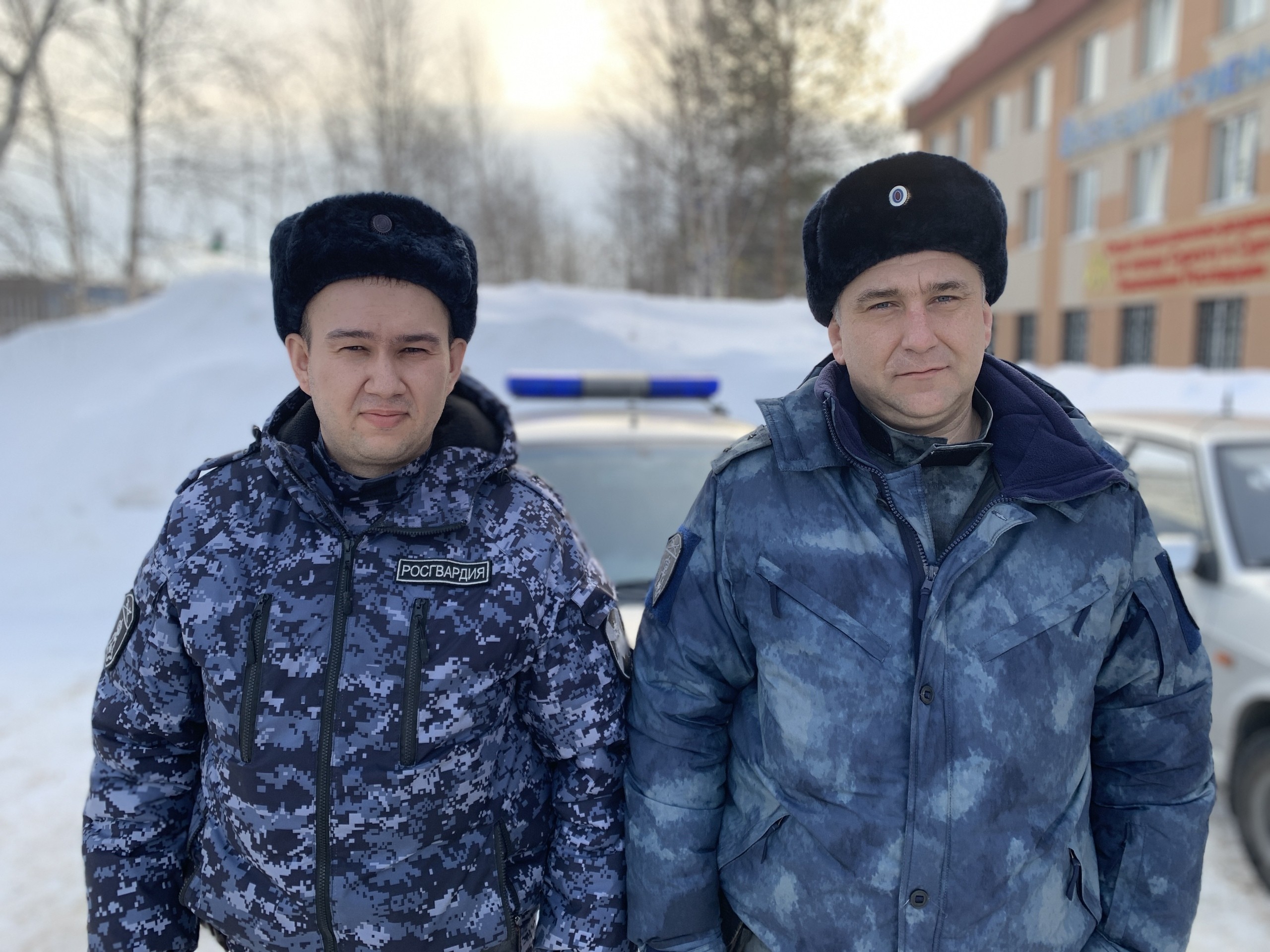 В ходе пьяной ссоры югорчанка пырнула ножом своего брата
