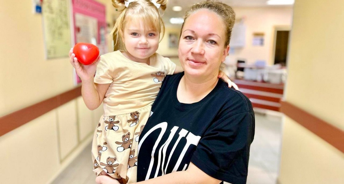 В Нижневартовске врачи спасли девочку, у которой практически перестало биться сердце из-за ковида