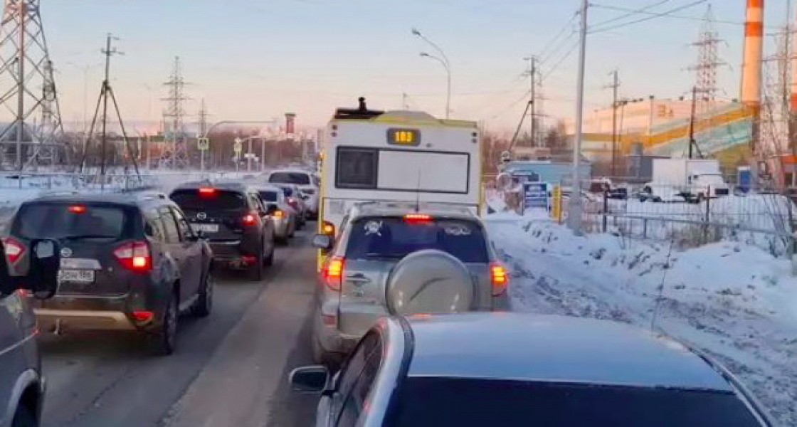 В Нижневартовске избавляются от двухминутных «красных» светофоров